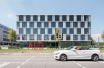 Átriumos irodaház 600 m² üveggel – tűzvédelem kicsit másként